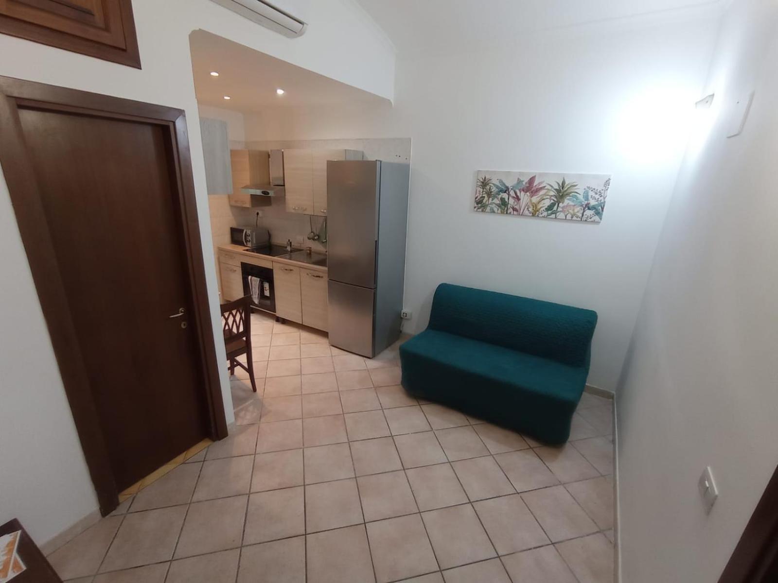 Casa Di Roberto - Metro E Servizi A Due Passi! Appartamento