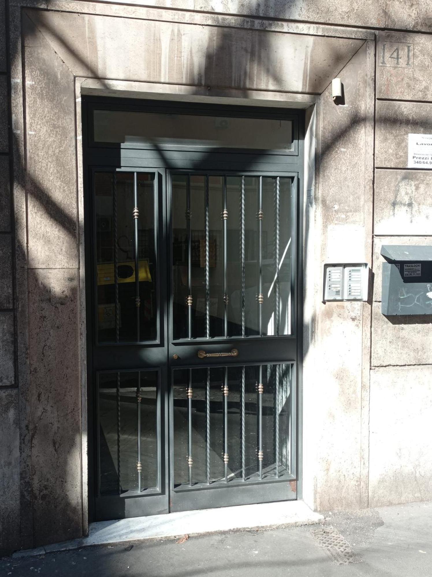 Casa Di Roberto - Metro E Servizi A Due Passi! *