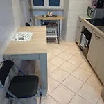 Casa Di Roberto - Metro E Servizi A Due Passi!