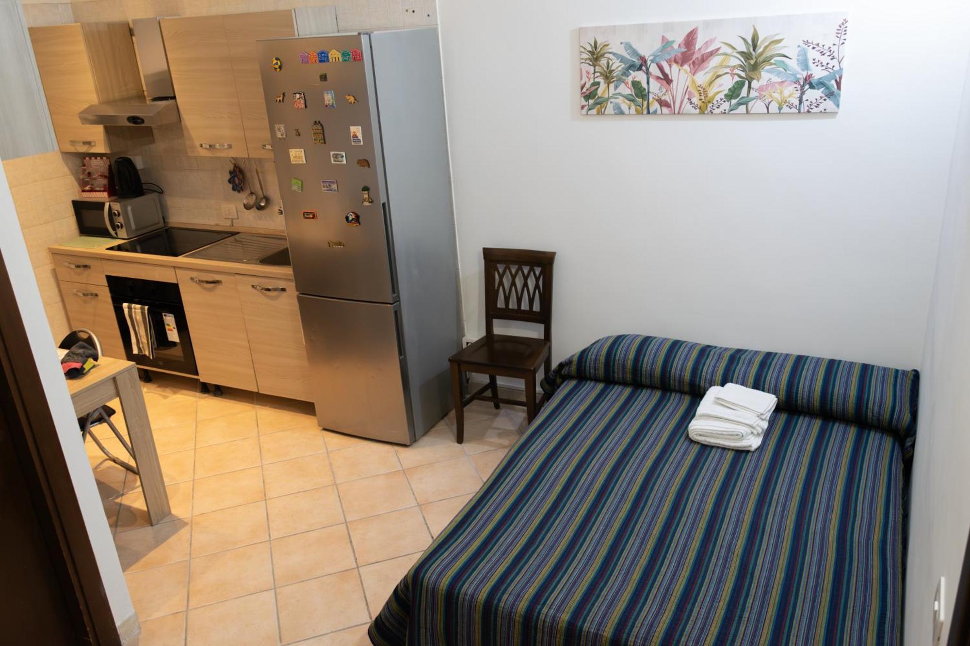 Apartment Casa Di Roberto - Metro E Servizi A Due Passi! Rom